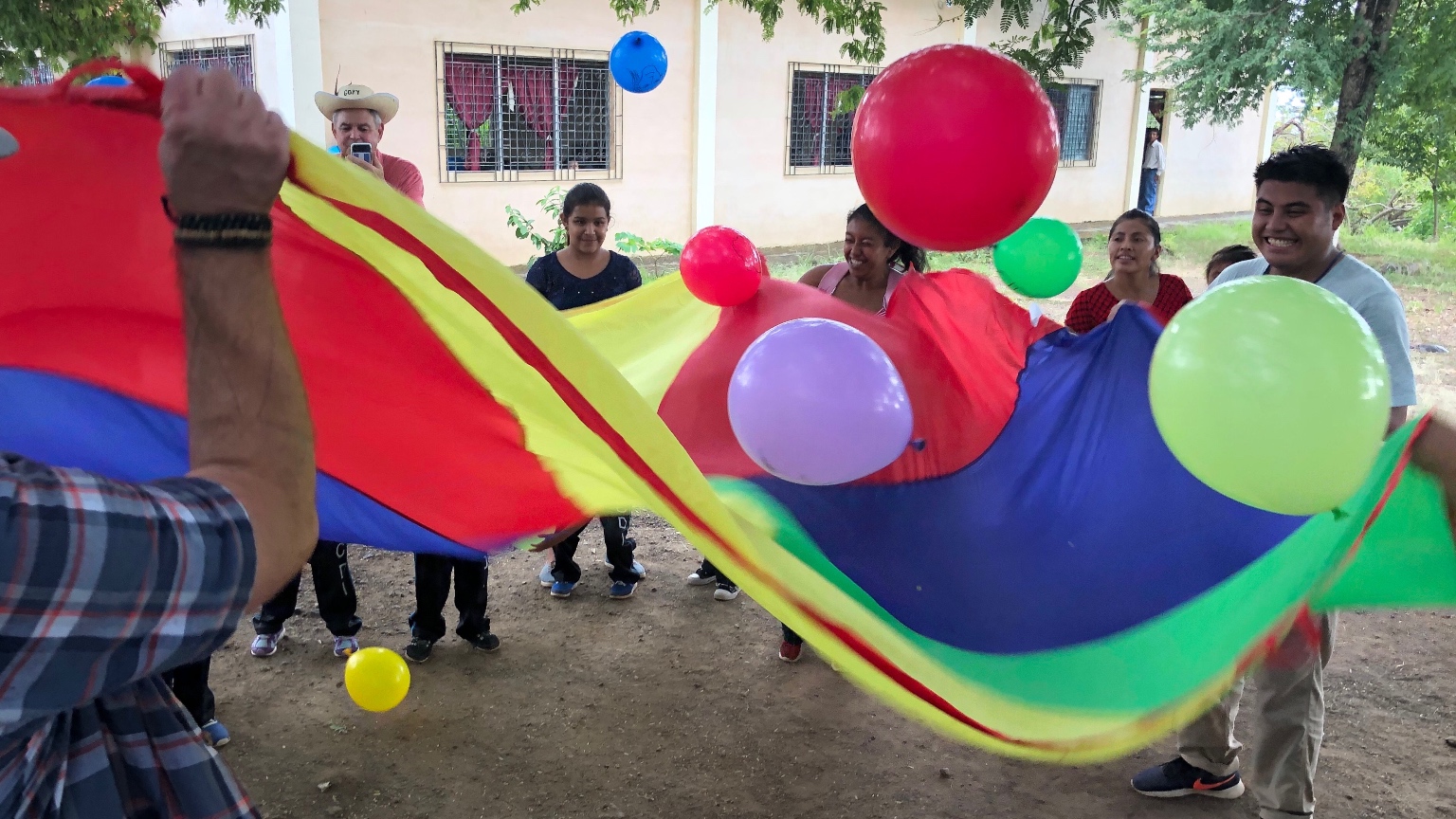 El Salvador 111119 parachute.jpg